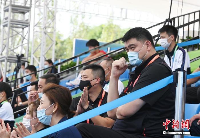 哪里能找到关于智能球衣在篮球训练中应用的信息_0